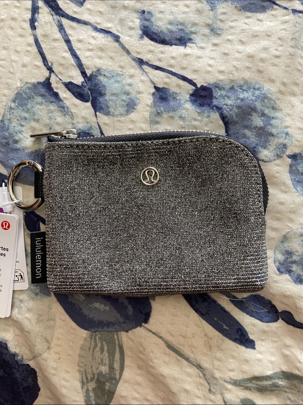 lululemon Metallic Silver Glitter Clippable Card Pouch